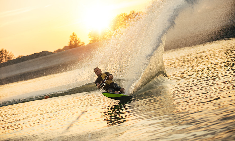Water_ski_sunset